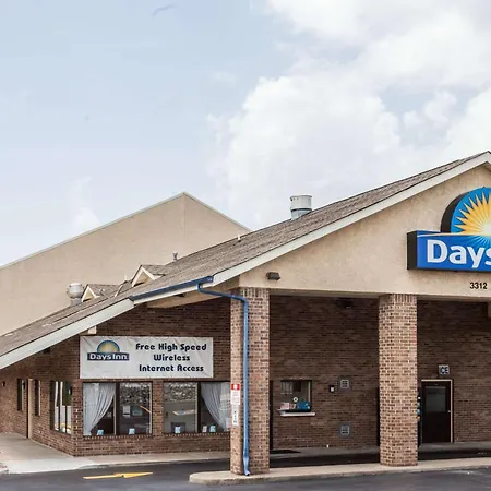 Days Inn By Wyndham Nashville N Opryland/Grand Ole Opry-2