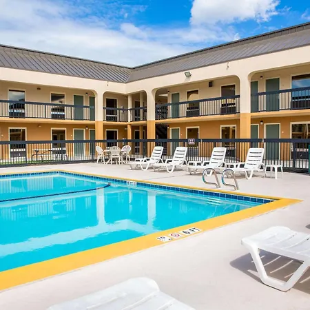 Quality Inn At Arlington Highlands-2