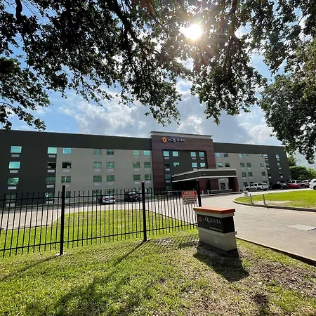 La Quinta By Wyndham Houston Southwest-2