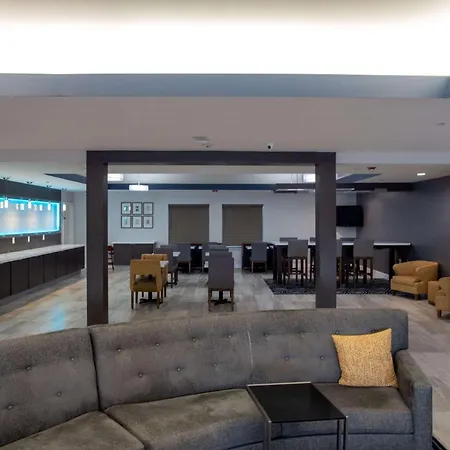 La Quinta By Wyndham Houston East At Normandy-3