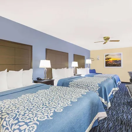 Days Inn By Wyndham Moab-3