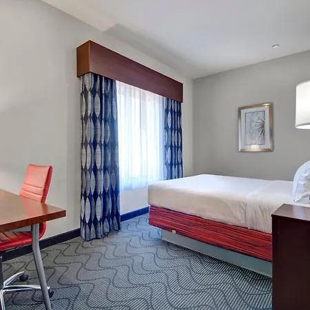 Holiday Inn Express And Suites Oklahoma City North By Ihg-3