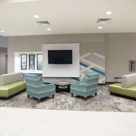 Hilton Garden Inn Omaha Aksarben Village-2