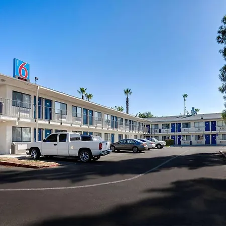 Motel 6-Bakersfield, Ca - South-3