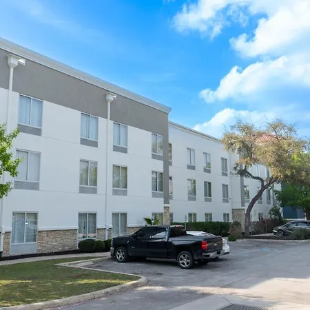 Comfort Suites Medical Center Near Six Flags-2