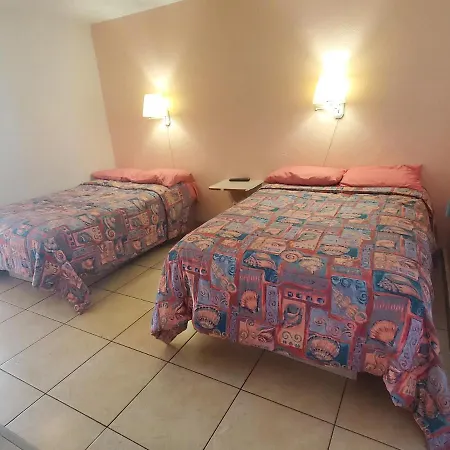 Caprice Motel - Wildwood-2