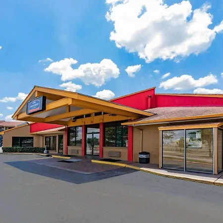 Howard Johnson By Wyndham Houston Hobby Airport-3
