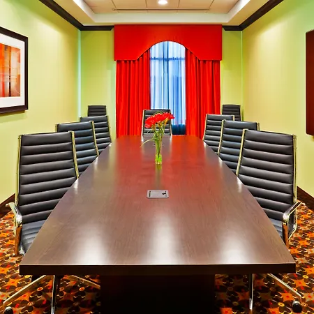 Holiday Inn Express Nashville-Opryland By Ihg-2