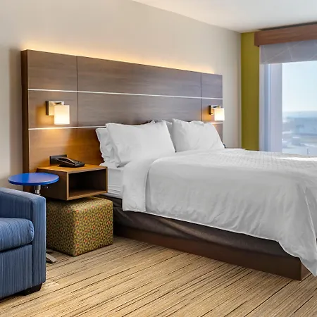Holiday Inn Express Hotel & Suites Albuquerque Midtown By Ihg-3