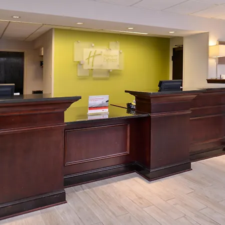 Holiday Inn Express & Suites Central Omaha By Ihg-2