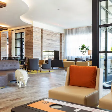 Holiday Inn & Suites Nashville Downtown - Broadway By Ihg-2