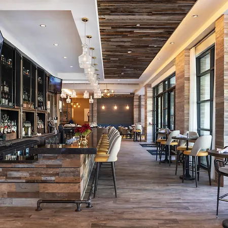 Holiday Inn & Suites Nashville Downtown - Broadway By Ihg-3