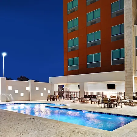 Holiday Inn Express & Suites Memorial - Citycentre By Ihg-3