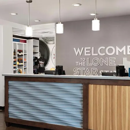 Hampton Inn & Suites El Paso/East-2