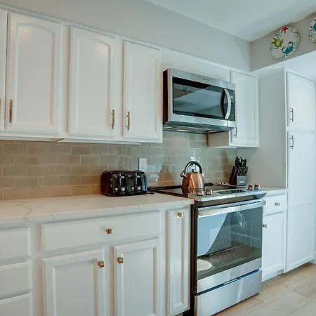 1 Lark Street 4Th Row Ocean Private Pool Pet Friendly Near The Ocean, Shops & Restaurants-3
