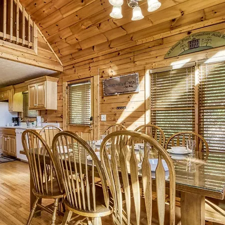 Enchanted View Lodge Cabin-2