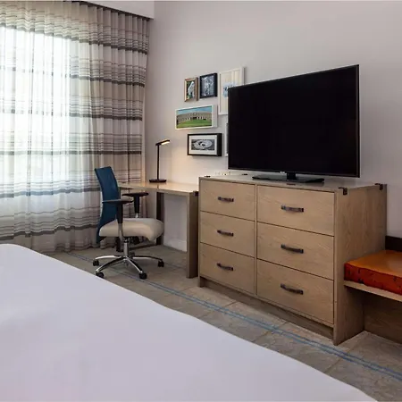 Hilton Austin Airport-2