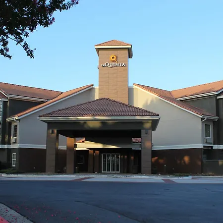 La Quinta By Wyndham Dallas - Addison Galleria-2