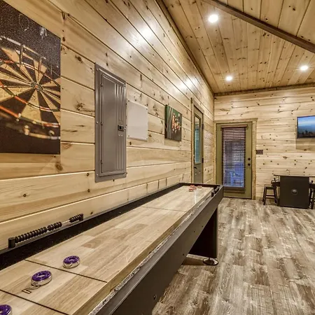 Ern841 - Sweet Feet Retreat - Location, Location, And Private Indoor Pool! Cabin-3