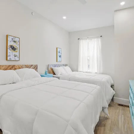 Oasis By Seaport Stays-3