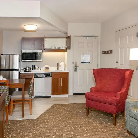 Hampton Inn & Suites Nashville-Green Hills-2