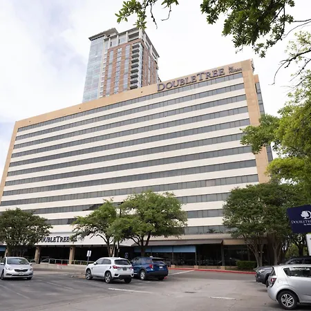 Doubletree By Hilton Houston Medical Center Hotel & Suites-3