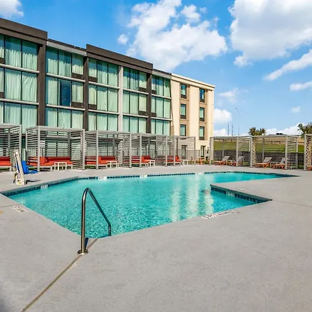 Staybridge Suites Dallas Market Ctr Love Field, An Ihg Hotel-2