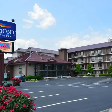 Baymont By Wyndham Pigeon Forge Near Island Drive-3