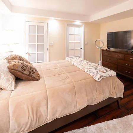 1777 Larimer St #1911-3