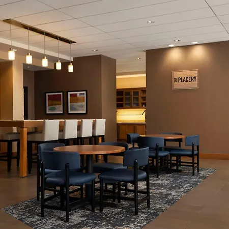 Hyatt Place Omaha/Downtown-Old Market-3