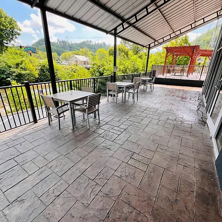 Country Inn & Suites By Radisson, Pigeon Forge South, Tn-2