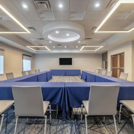 Holiday Inn Express & Suites Kansas City Airport By Ihg-3