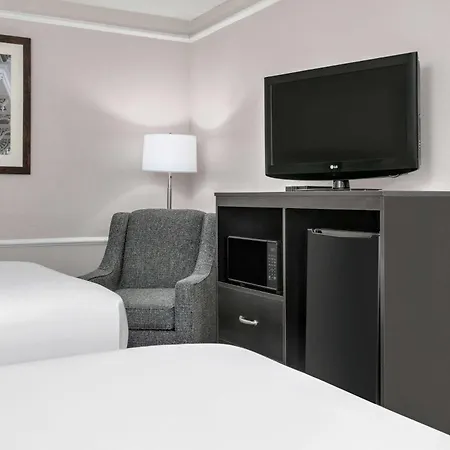 Baymont By Wyndham Austin University Area-2