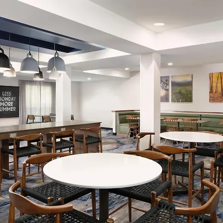 Fairfield Inn & Suites Columbia Northeast-2