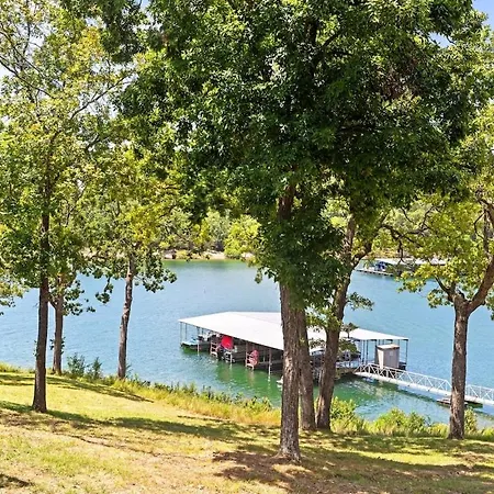 Artilla Cove Cabin 4 - Lake Views - Outdoor Pool-2