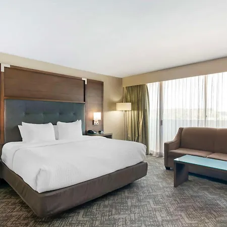 Best Western Plus Kansas City Sports Complex Hotel-2