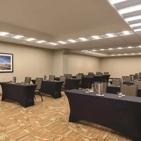 Hampton Inn New York - Laguardia Airport-3