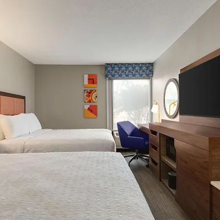 Hampton Inn Charlottesville-3