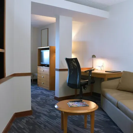 Fairfield Inn & Suites Indianapolis East-2