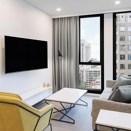 Meriton Suites Melbourne-3