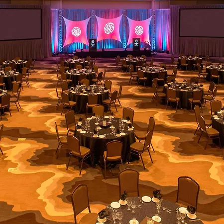 Sheraton Mesa Hotel At Wrigleyville West-3