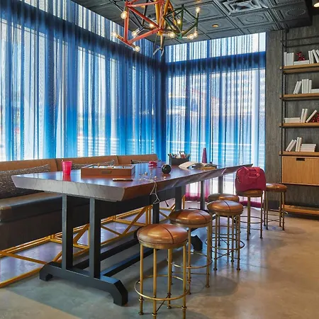 Moxy Atlanta Midtown-2
