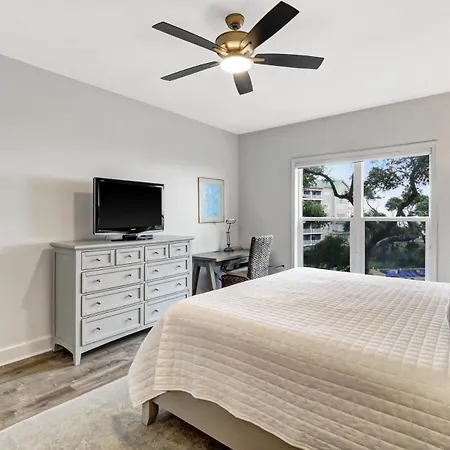 5305 Hampton Place-3