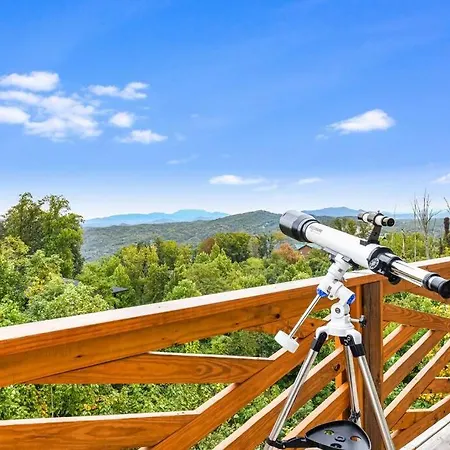 Incredible Mountain Views! Chalet Village Gatlinburg-3
