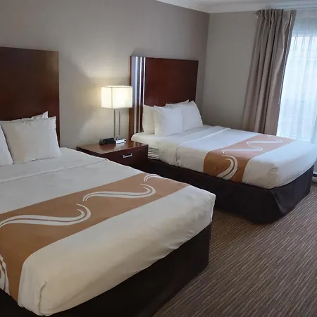 Quality Inn Downtown Inner Harbour-2