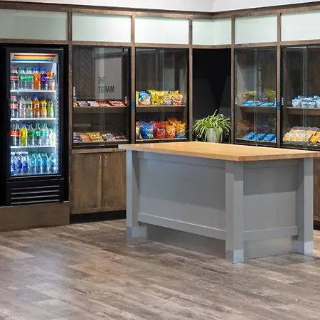 Holiday Inn & Suites - Savannah Airport - Pooler By Ihg-3