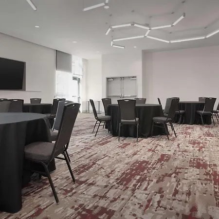 Hilton Garden Inn Denver Airport Tower Road-2