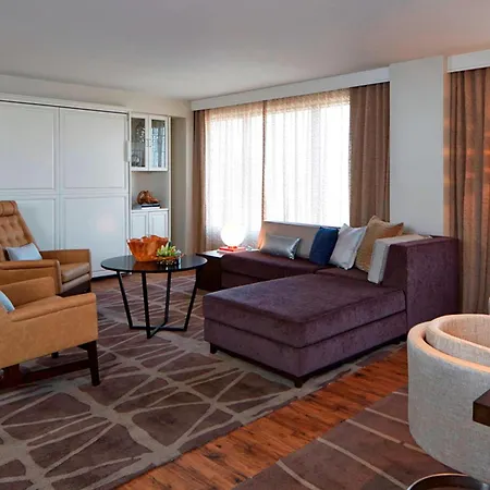 The Worthington Renaissance Fort Worth Hotel-2
