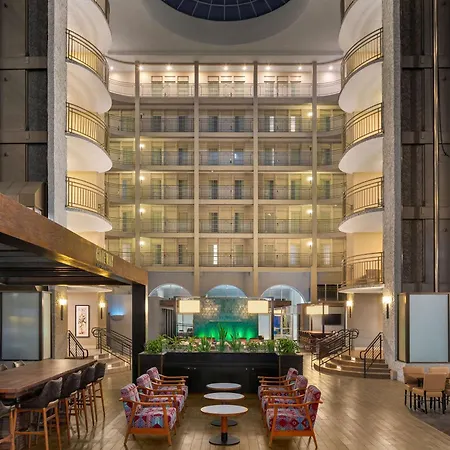 Embassy Suites By Hilton El Paso-2