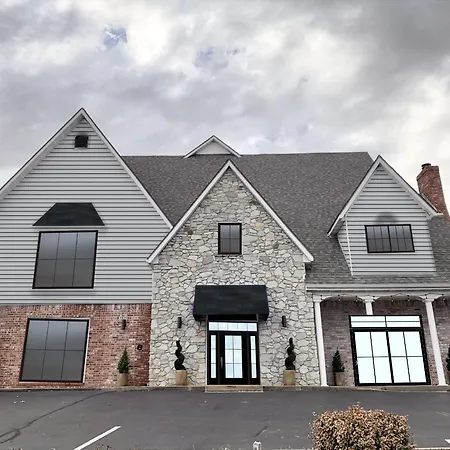 Seven Gables Inn-3